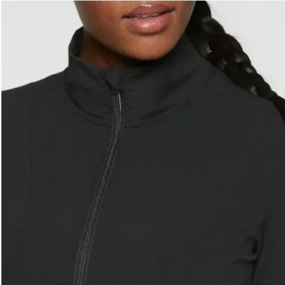 Athleta Shanti Long Sleeve Full Zip Jacket in Powervita Black Sz Small - Picture 1 of 13